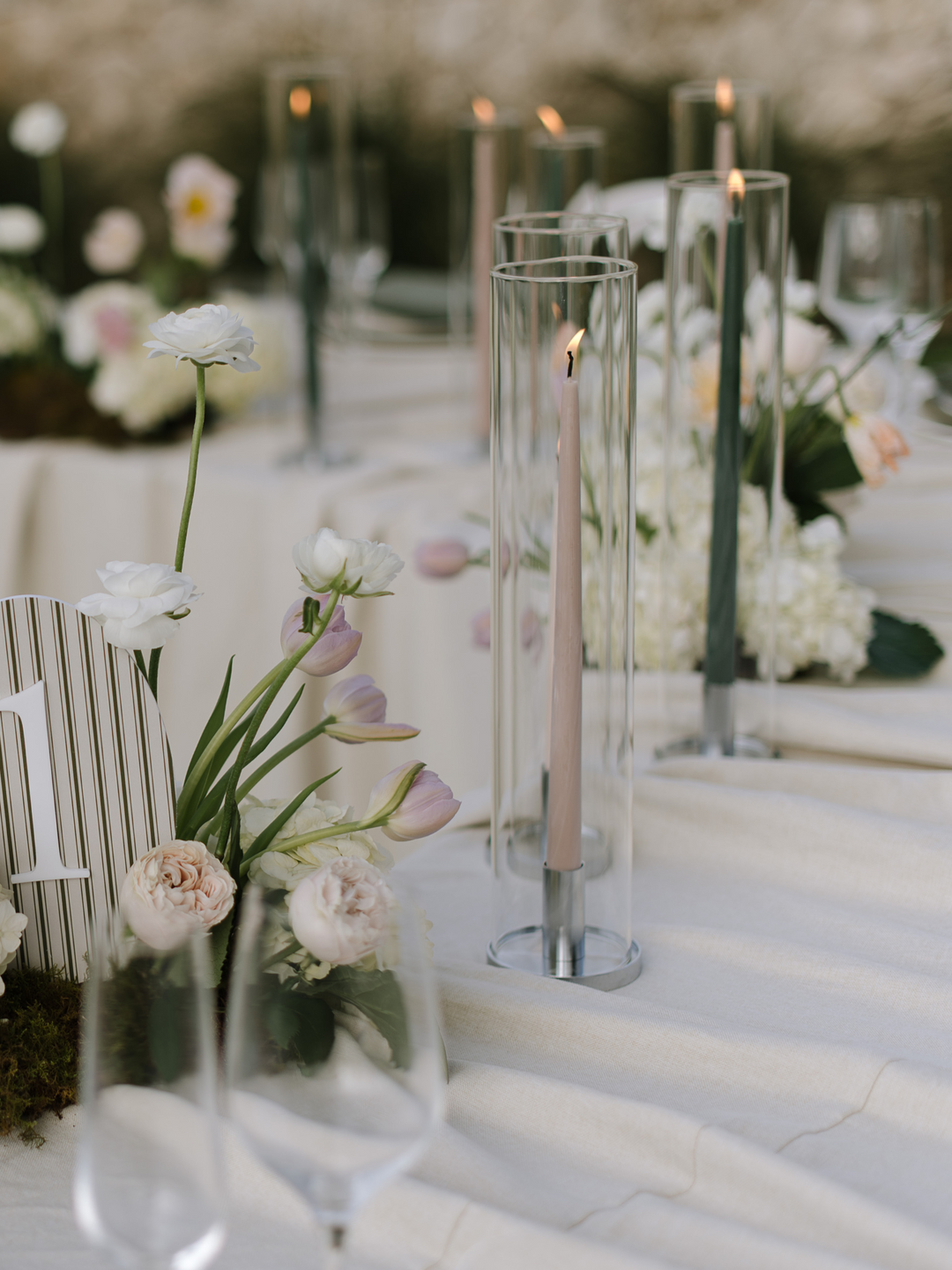 Silver Maya Metal Candle Holder - Medium