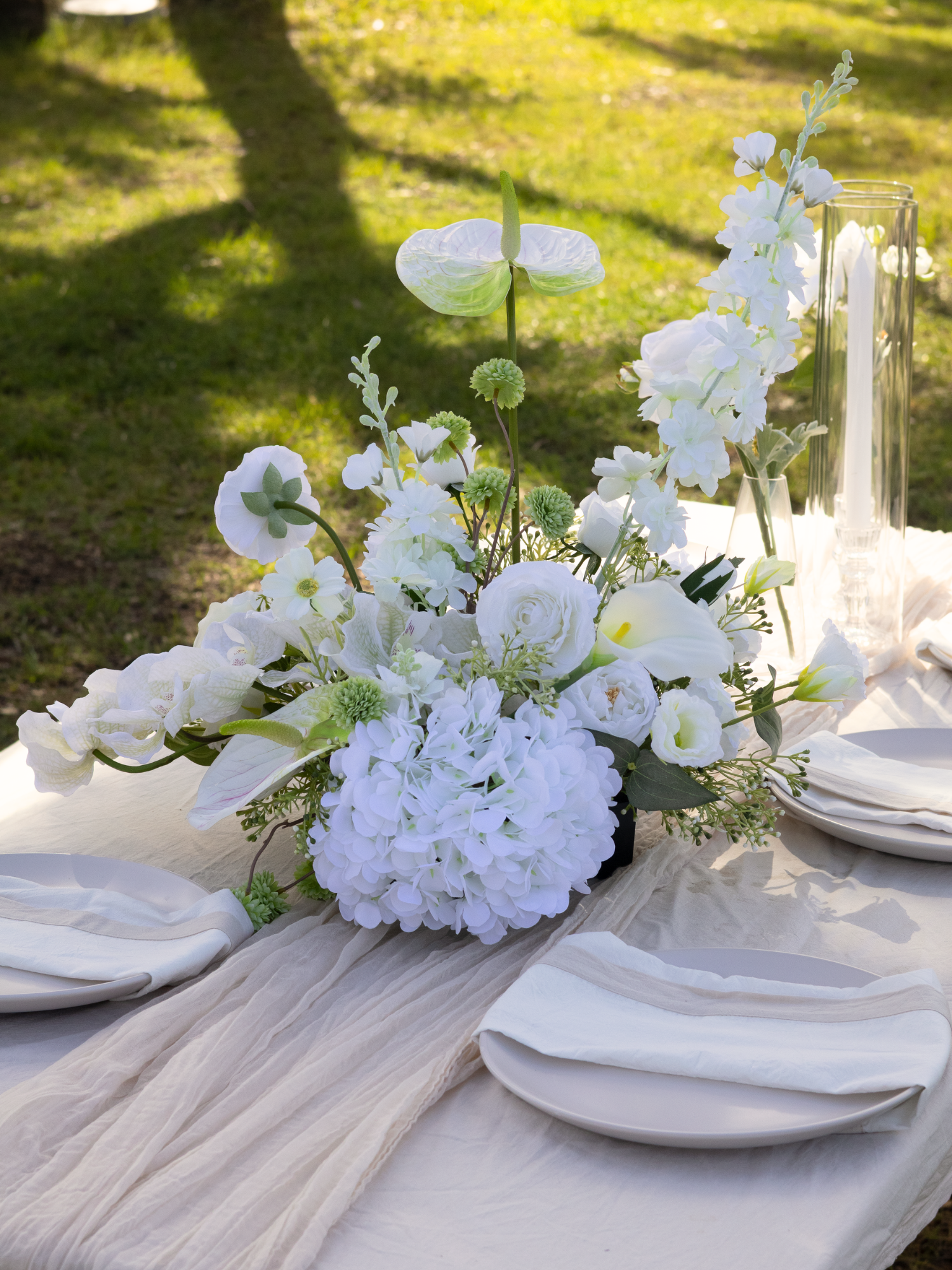 White Delphinium & Anthurium Cloud - Extra Large