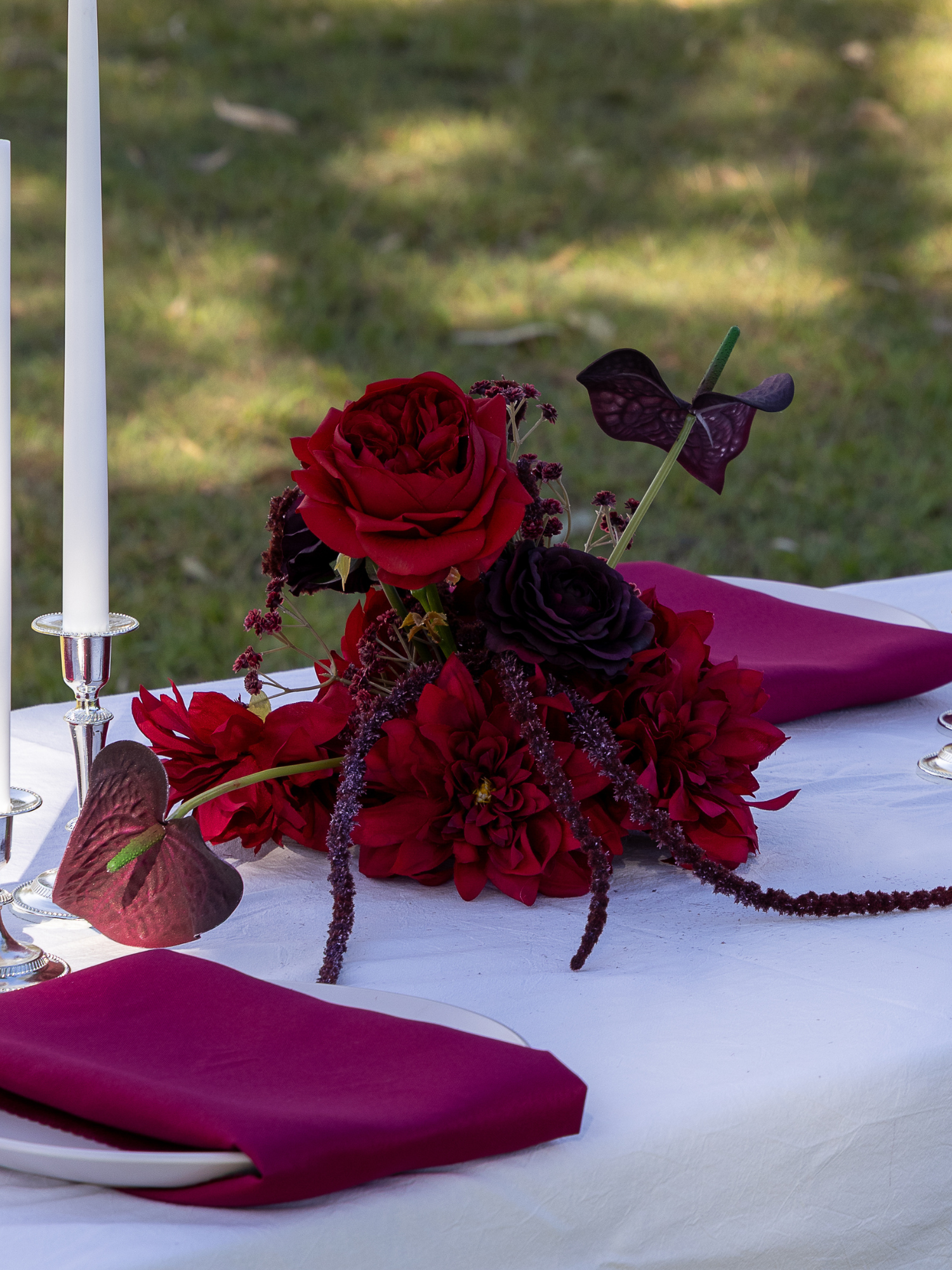 Red Dahlia & Anthurium Cloud - Small