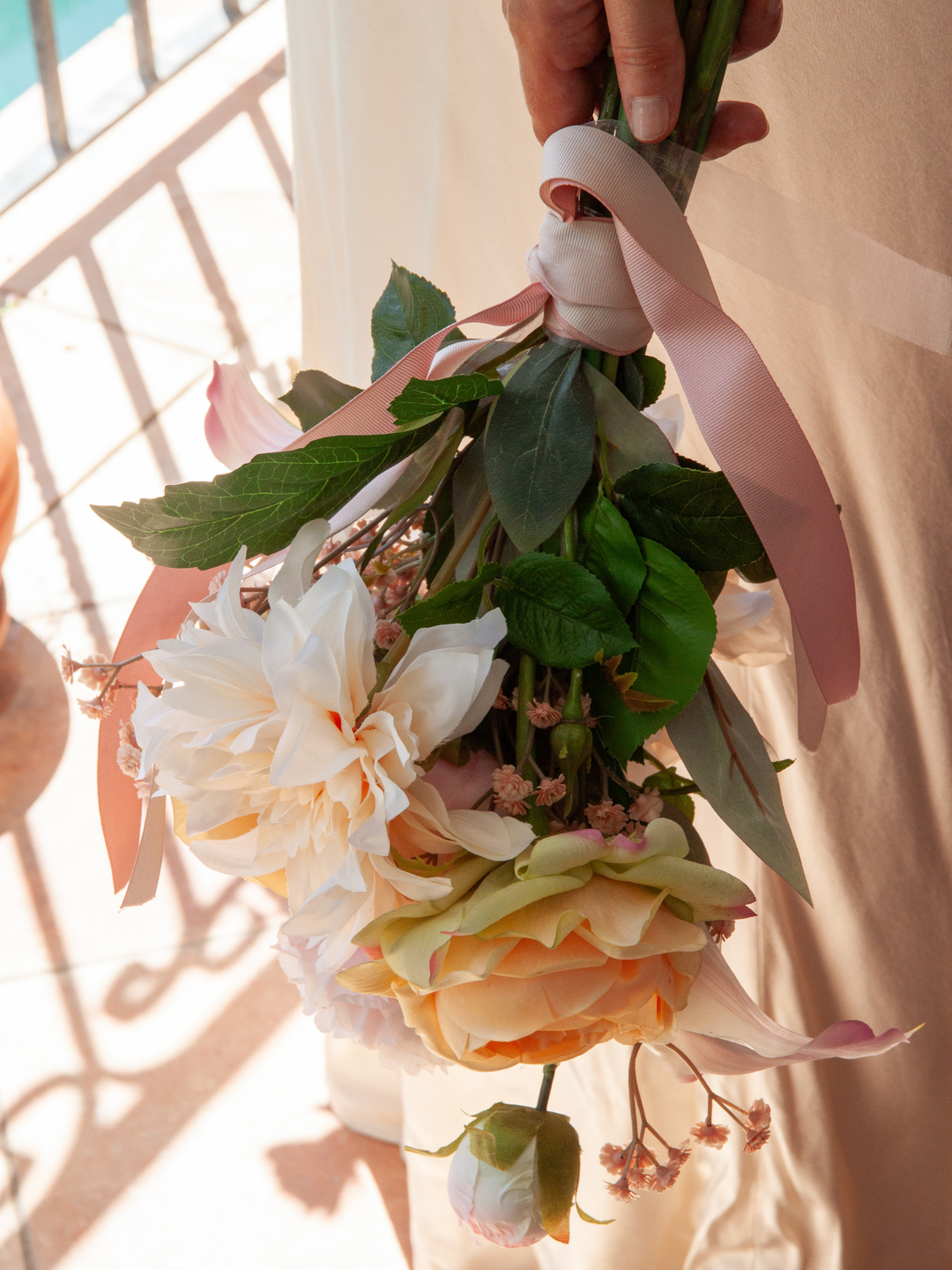 Vintage European Wedding Bouquet - Small Pack of 1