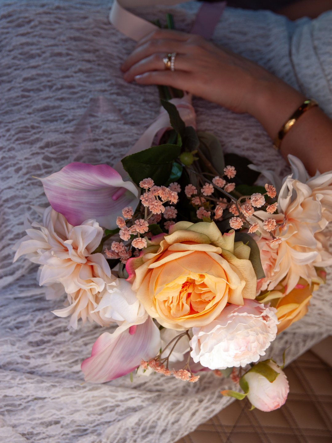 Vintage European Wedding Bouquet - Small Pack of 1