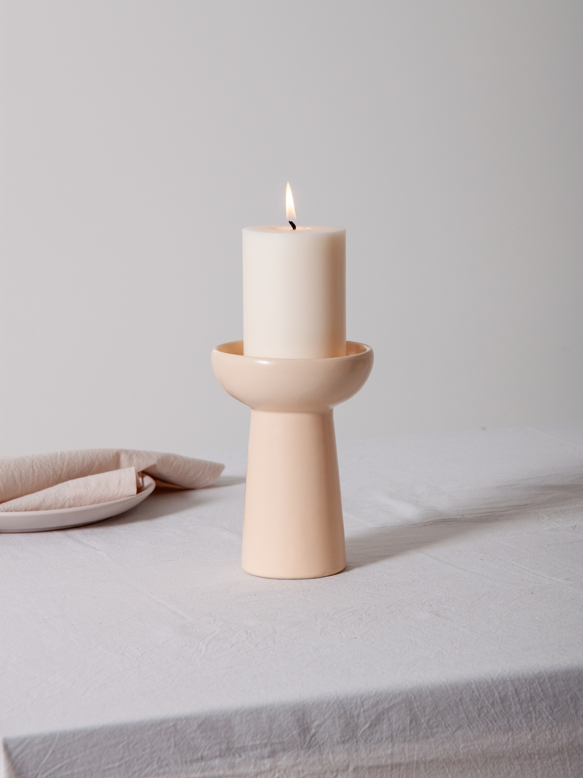 Macaron Esme Ceramic Candle Holder - Medium Pack of 1