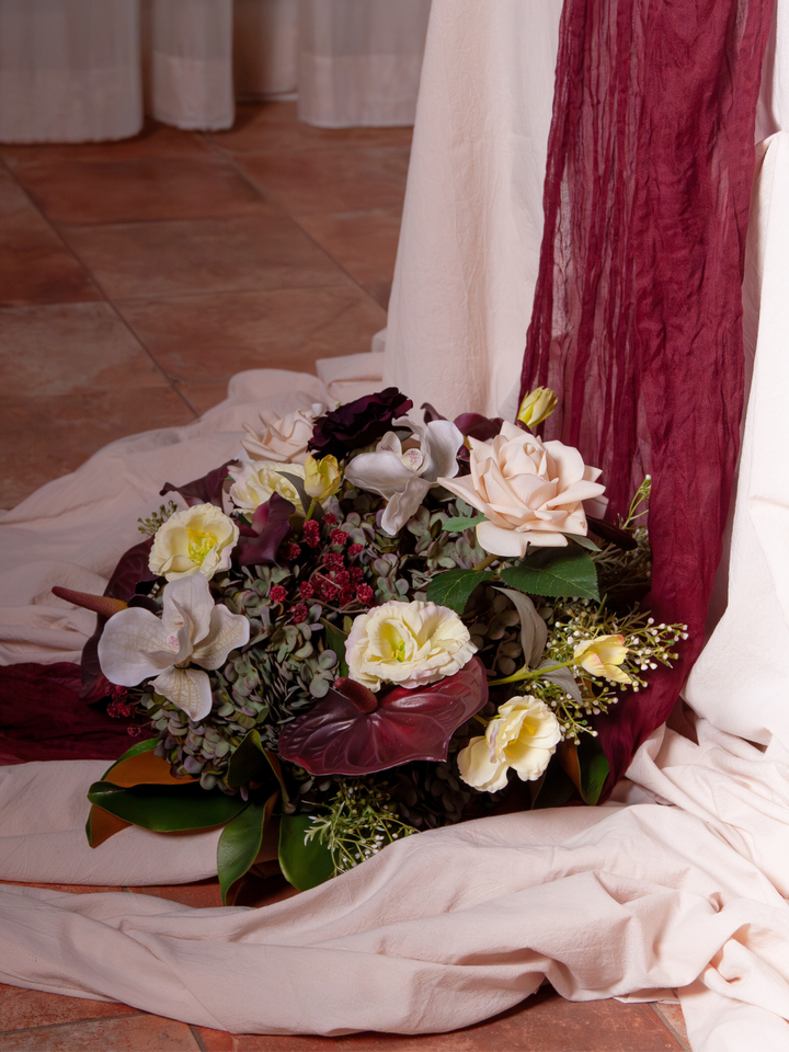 Plum Noir Wedding Cloud - Large Pack of 1