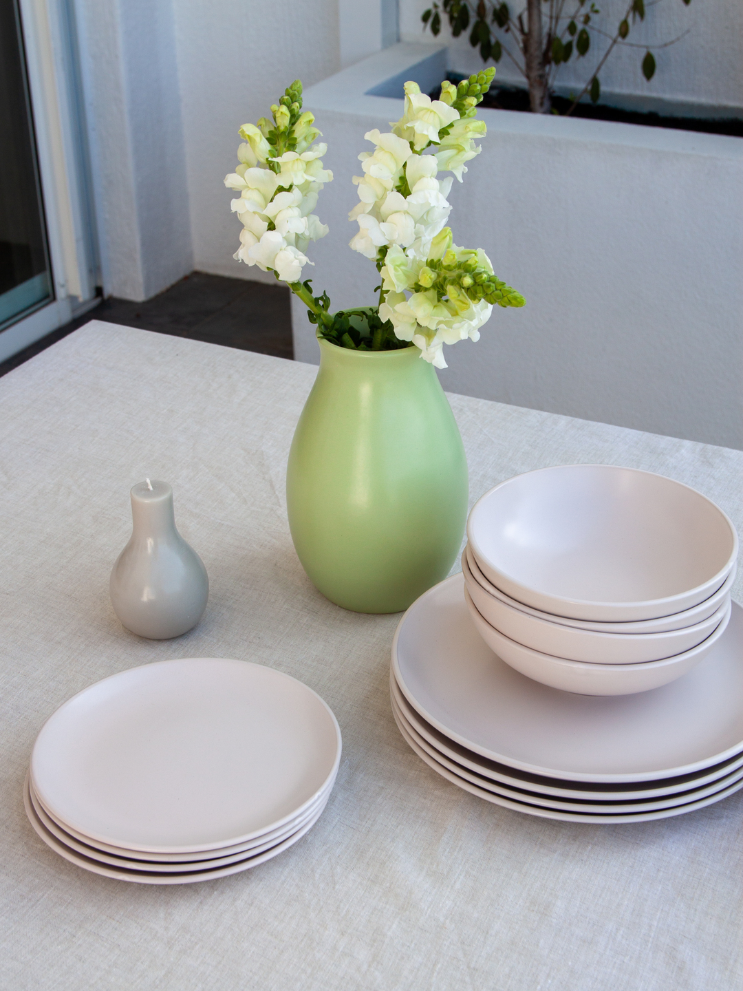 Magnolia 12 Piece Dinnerware Set – Hueseeka - Main Image