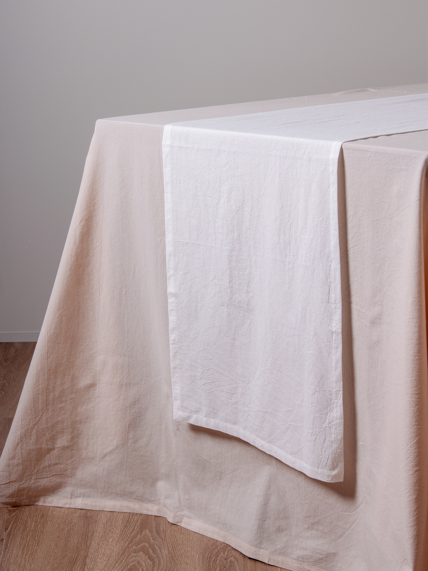 Meringue Table Runner Pack of 1