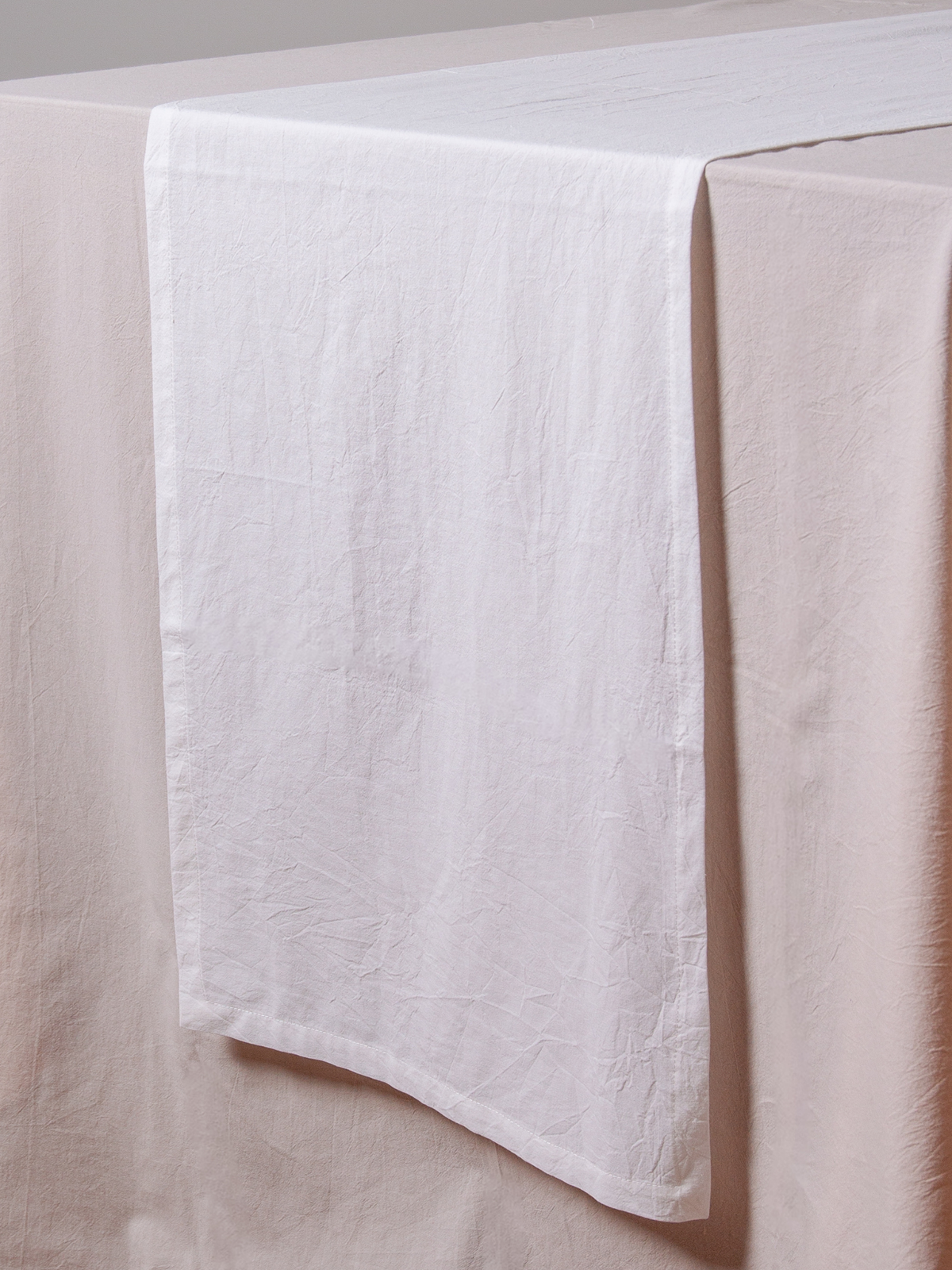 Meringue Table Runner Pack of 1