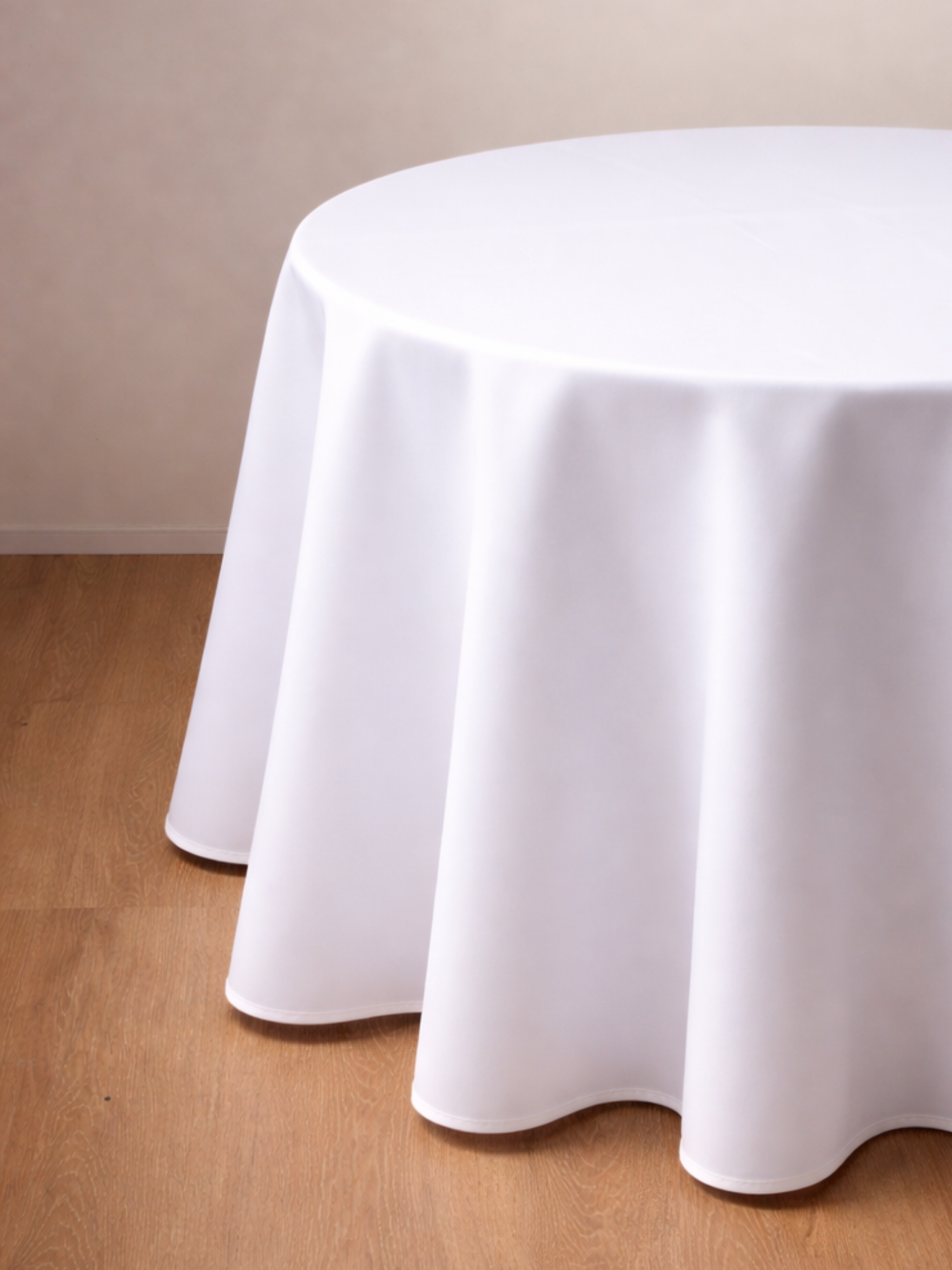 White Polyester Round Tablecloth