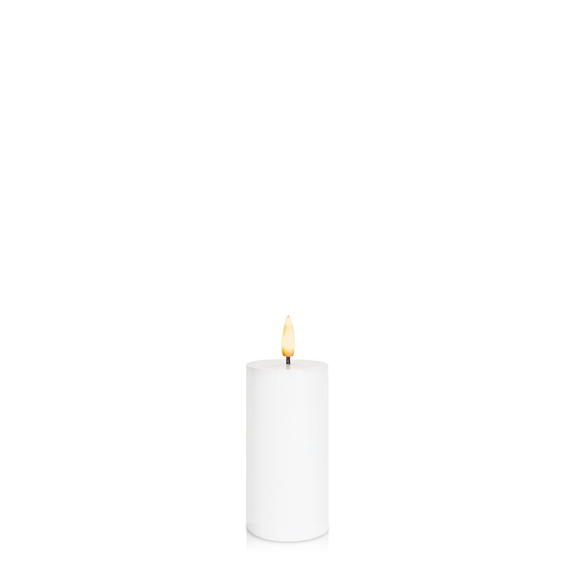 White 5cm x 10cm LED Pillar Pack of 1