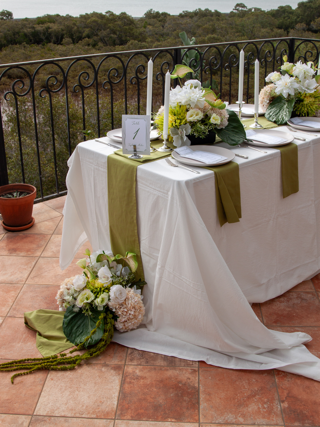 Green & White Garden Wedding Plinth Arrangement - Medium