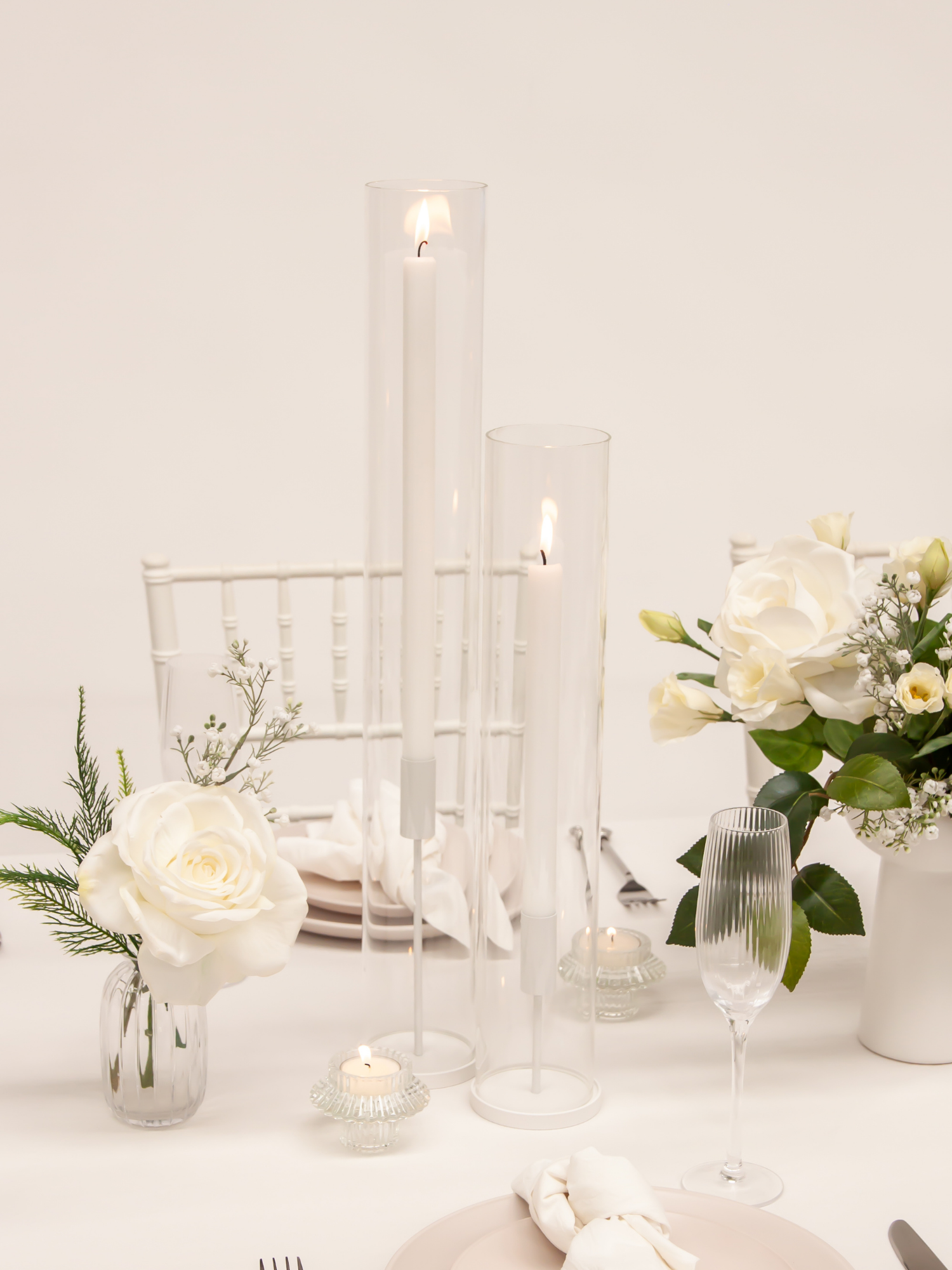 White Aria Metal Candle Holder - Medium Pack of 1