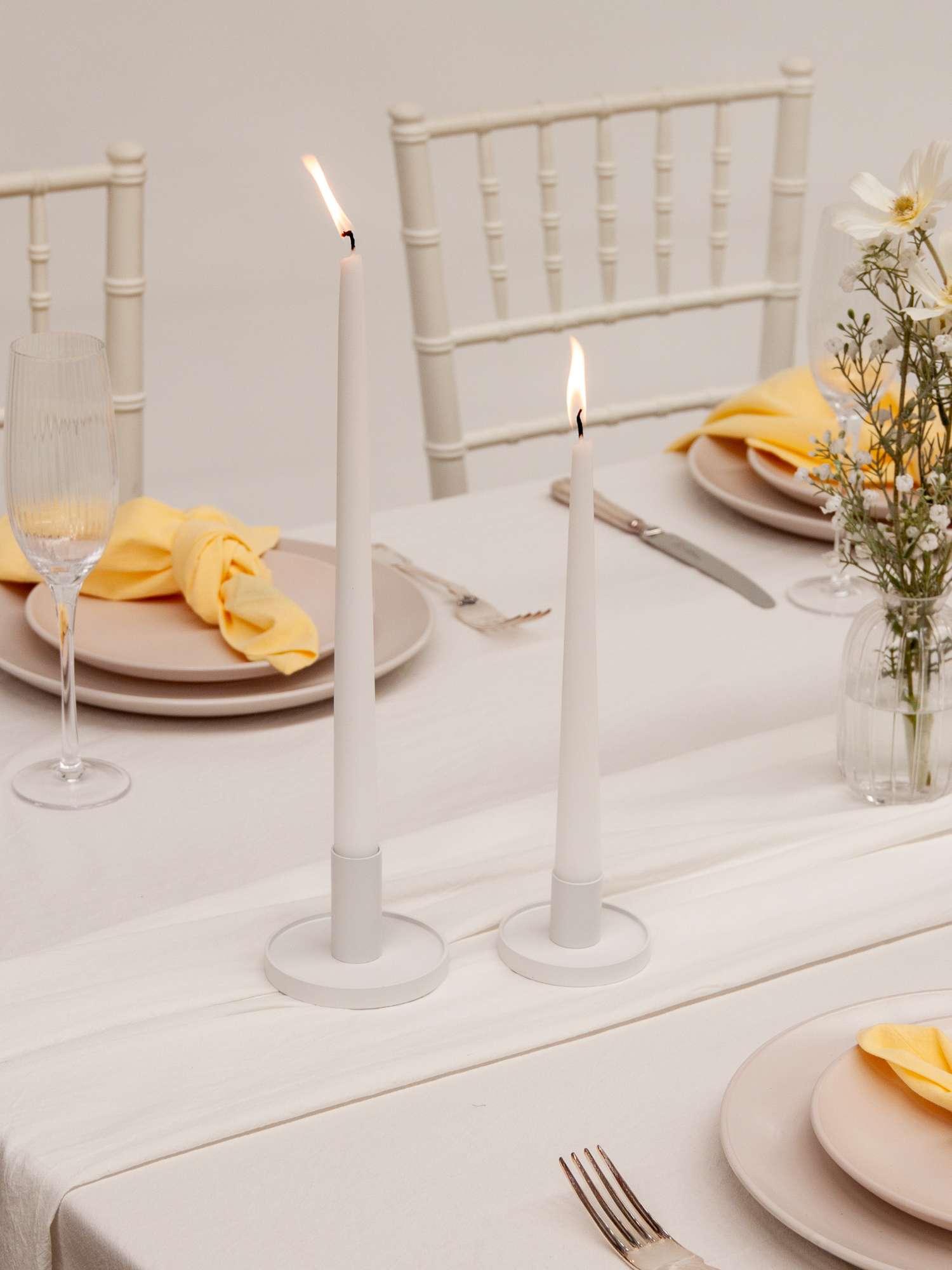 White Maya Metal Candle Holder - Medium Pack of 1