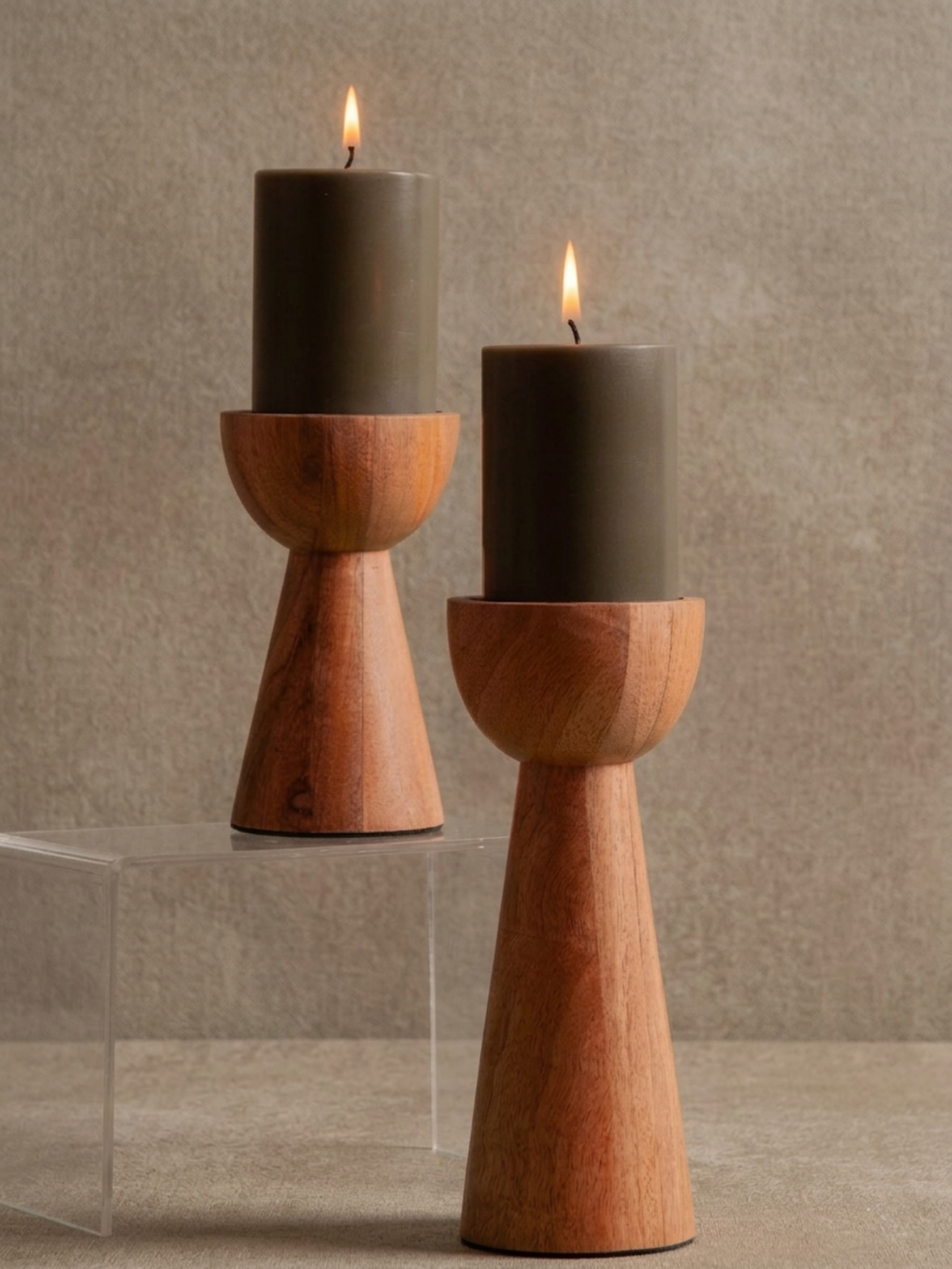 Pillar Candles & Wooden Candle Holder Bundle