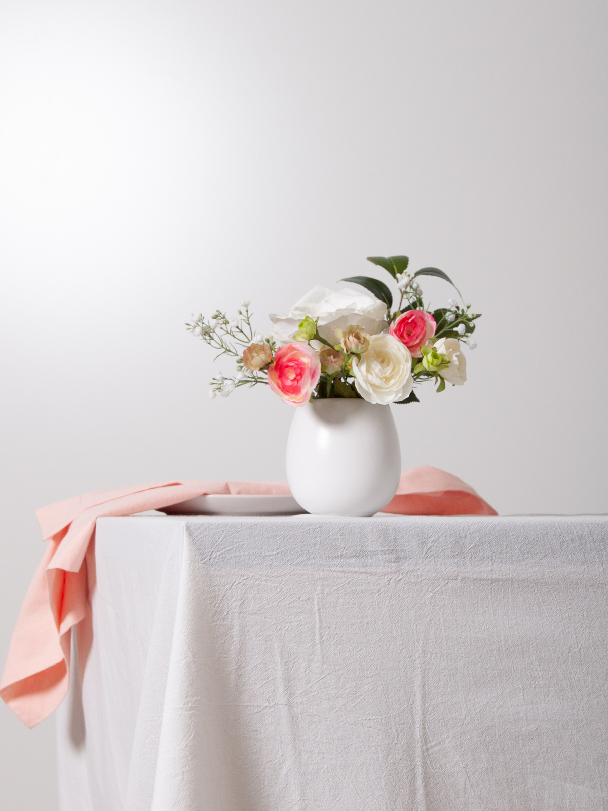 Lace Poppy Bud Vase Pack of 1